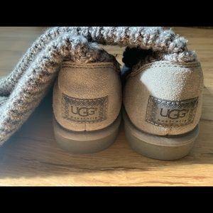 UGG - Classic Cardy Boot in Gray